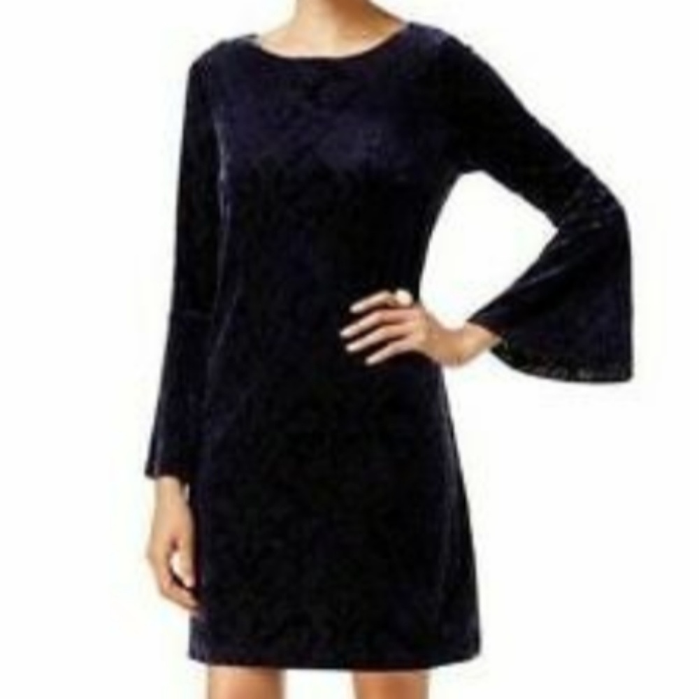 ECI Velvet Bell Sleeve Shift Dress Black S